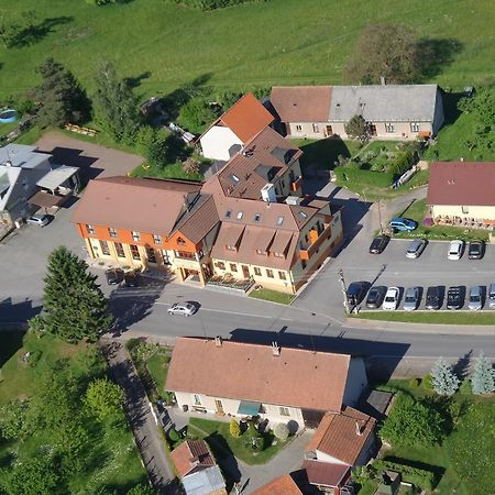 Hostinec U Hubalku Kostelec nad Orlici Exterior photo